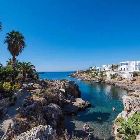 Bay Sea Houses. Avlemonas